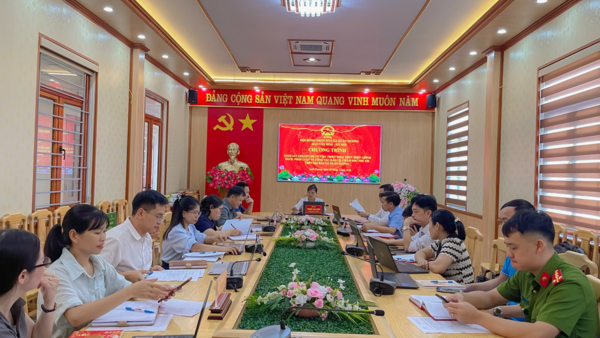 BAN VĂN HÓA – XÃ HỘI HĐND XÃ GIÁM SÁT UBND XÃ XUÂN DƯƠNG VỀ CÔNG TÁC BẢO VỆ, CHĂM SÓC TRẺ EM