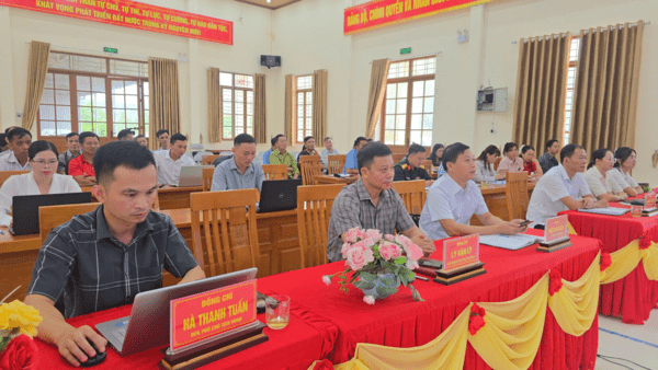 TỔ ĐẠI BIỂU SỐ 5 HĐND TỈNH LẠNG SƠN TIẾP XÚC CỬ TRI SAU KỲ HỌP THƯỜNG LỆ GIỮA NĂM 2026