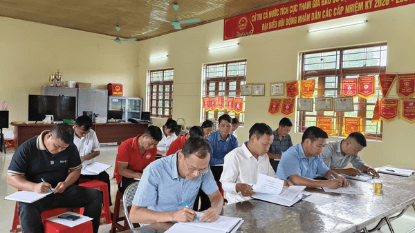 ỦY BAN MẶT TRẬN TỔ QUỐC VIỆT NAM XÃ XUÂN DƯƠNG TỔ CHỨC HỘI NGHỊ LẦN THỨ 4 NHIỆM KỲ 2025-2030